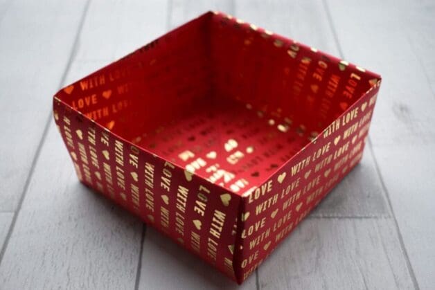 wrapping paper Christmas box