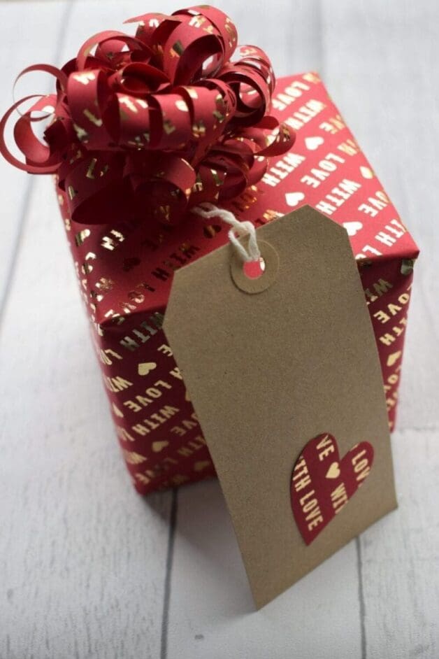 wrapping paper christmas gift tags