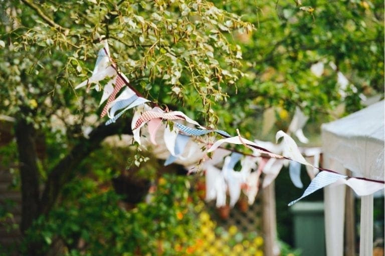 7 fantastic garden party ideas – how to style your garden