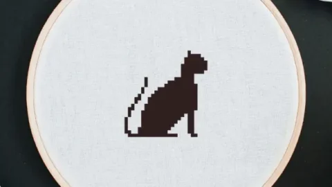 Image for Black cat Halloween cross stitch (free)