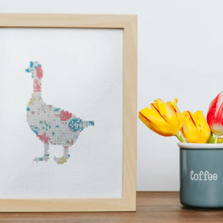 floral goose cross stitch (free pattern)