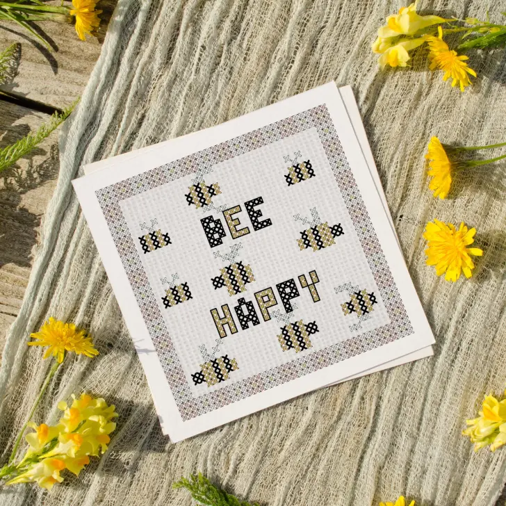 Bee happy cross stitch pattern (free)