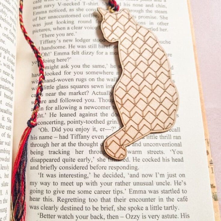 laser engraved patterned cat bookmark