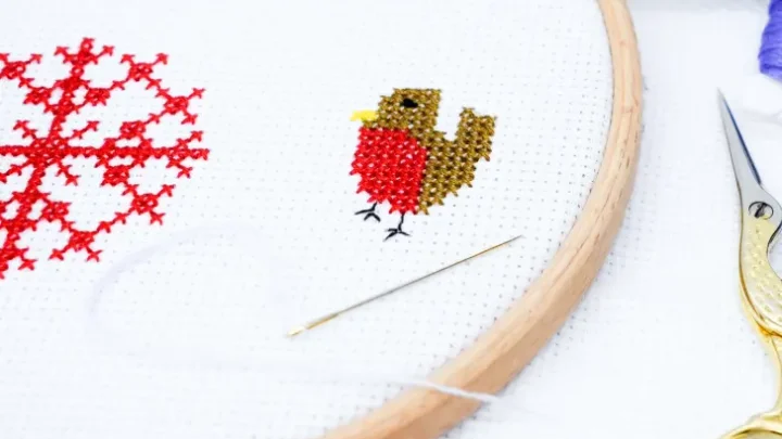 Image for 70 christmas cross stitch patterns free to print